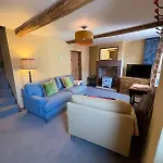 Maggies * Little Broughton